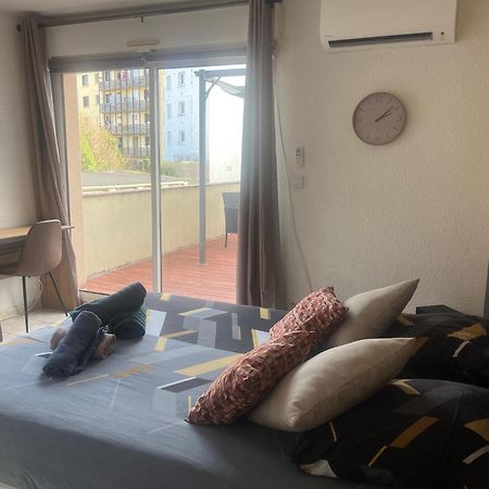 Studio Climatise Et Grande Terrasse Tarbes Centre المظهر الخارجي الصورة