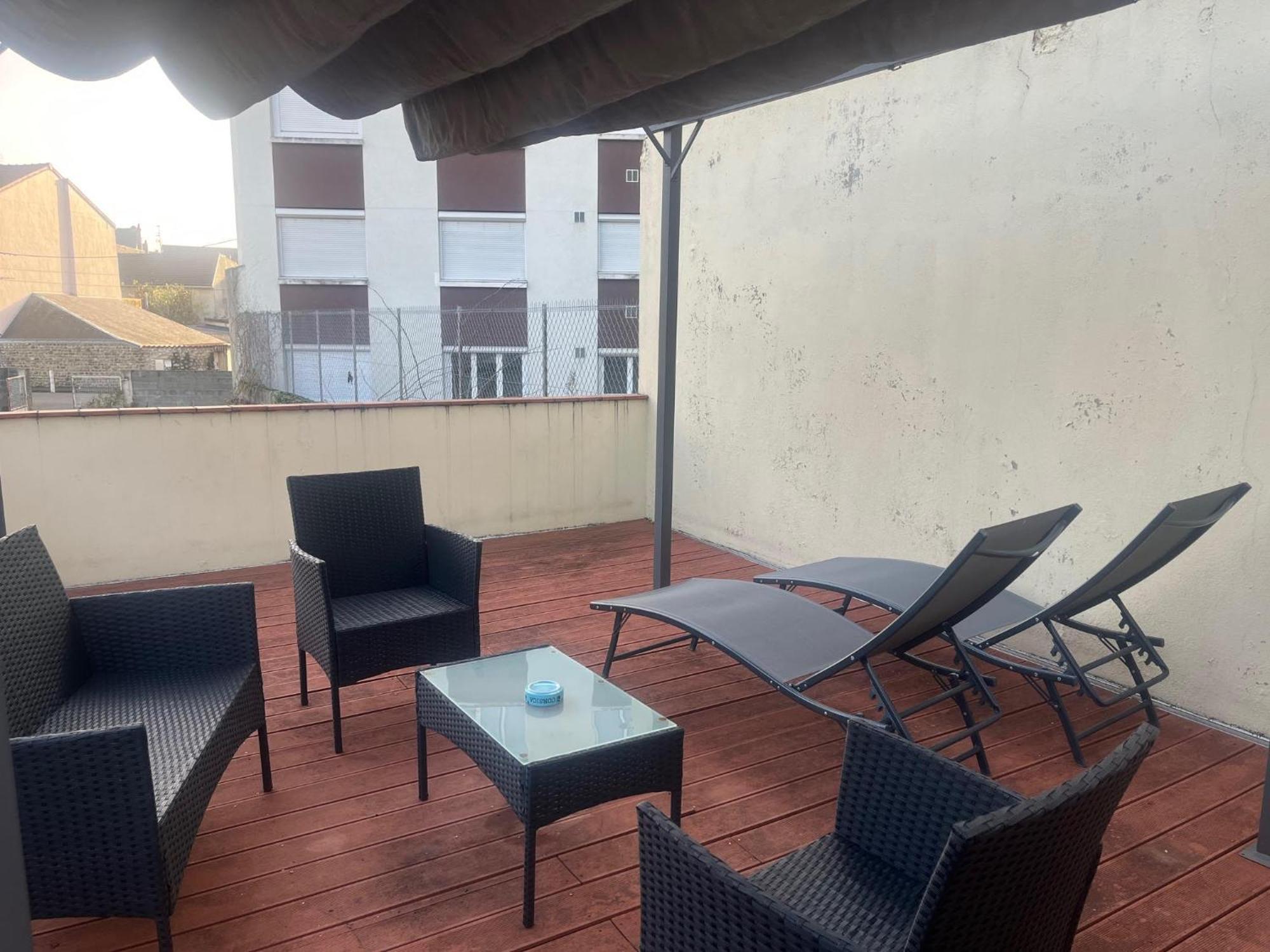 Studio Climatise Et Grande Terrasse Tarbes Centre المظهر الخارجي الصورة
